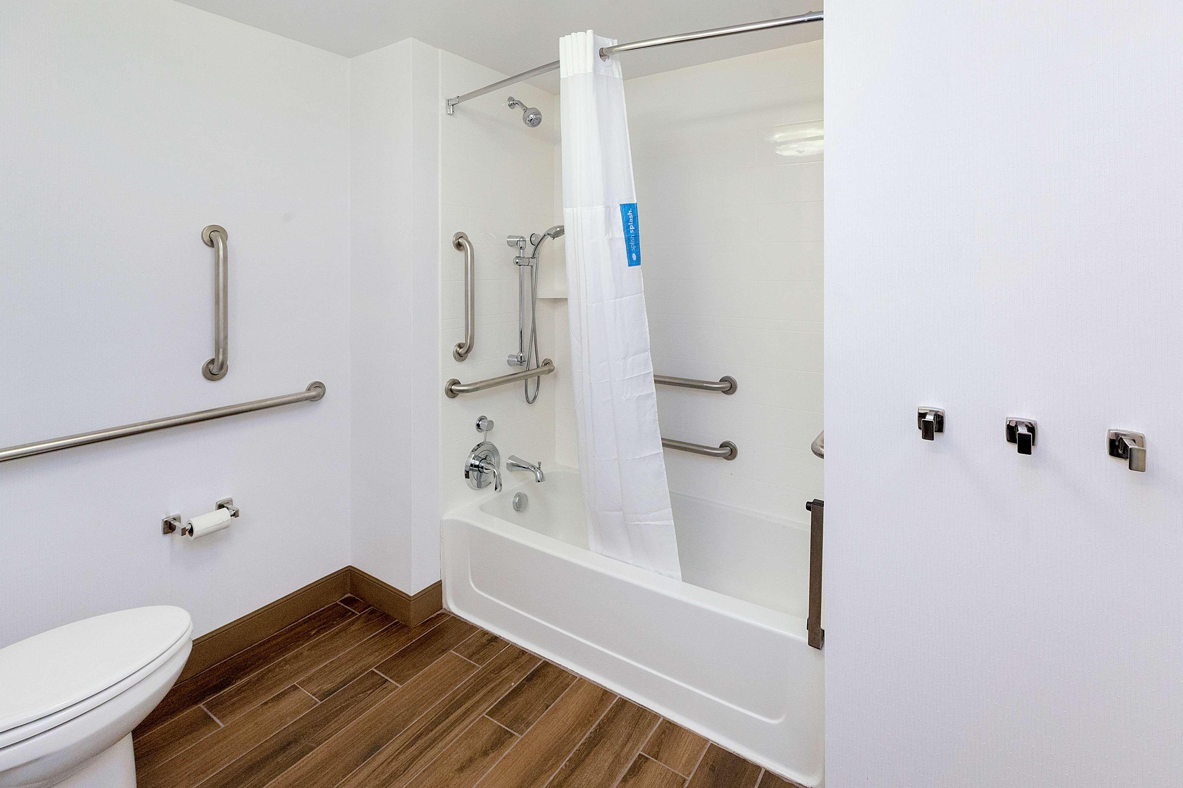 Hampton Inn & Suites Morgantown / University Town Centre Extérieur photo